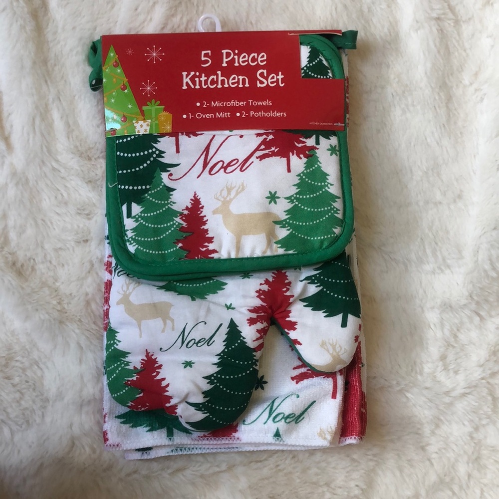 ❌SOLD❌ Christmas Kitchen Set